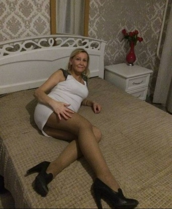 Живу в самом сердце Москвы и знаю, как разбудить самые скрытые желания. Высокий уровень сервиса, комфорт и доверие - мои принципы работы. Обеспечу тебя незабываемым отдыхом, как никто другой! Имею множество возможностей для реализации твоих фантазий, и каждая встреча со мной станет настоящим приключением. Гарантирую полную конфиденциальность и безупречную гигиену. У меня есть отличные отзывы, которые подтверждают мою профессиональность и нежность. Насладись моими фотографиями и приготовься к незабываемому романтическому вечеру со мной. 🔥😈💋 Оксана